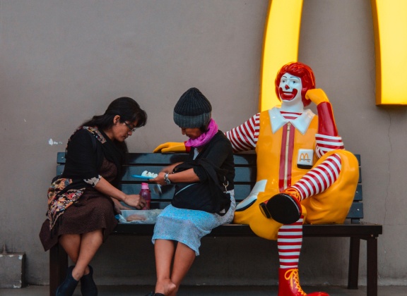 McDonald's — 15M disposable gloves supply